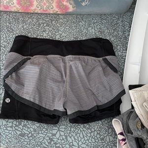 lululemon shorts with built in spandex